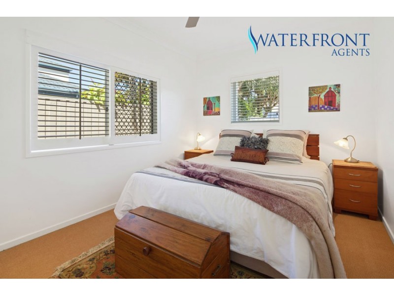 104 Sunbird Chase, Parrearra QLD 4575