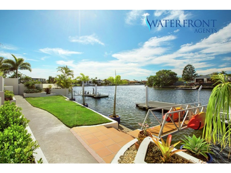 104 Sunbird Chase, Parrearra QLD 4575