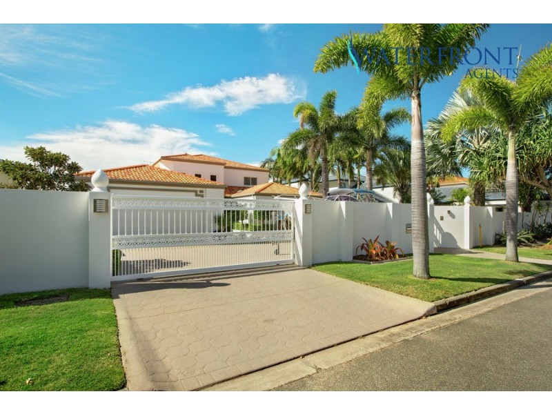 104 Sunbird Chase, Parrearra QLD 4575