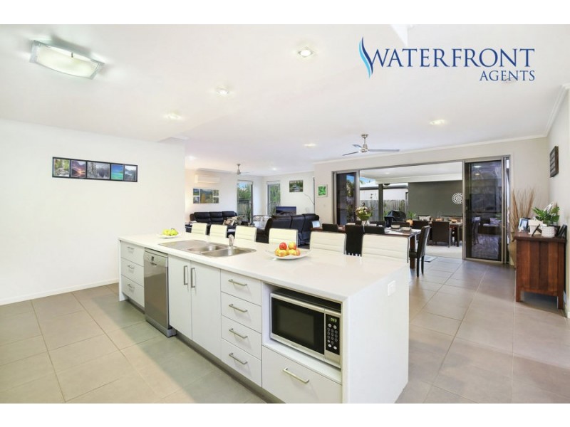13 Madagascar Court, Kawana Island QLD 4575