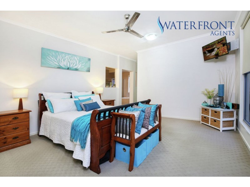 13 Madagascar Court, Kawana Island QLD 4575