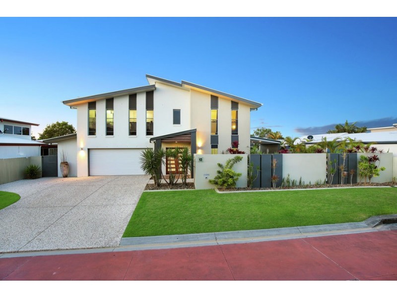 13 Madagascar Court, Kawana Island QLD 4575