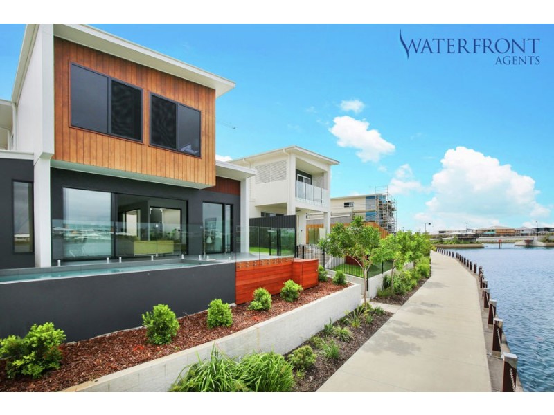 18 Reflection Crescent, Birtinya QLD 4575