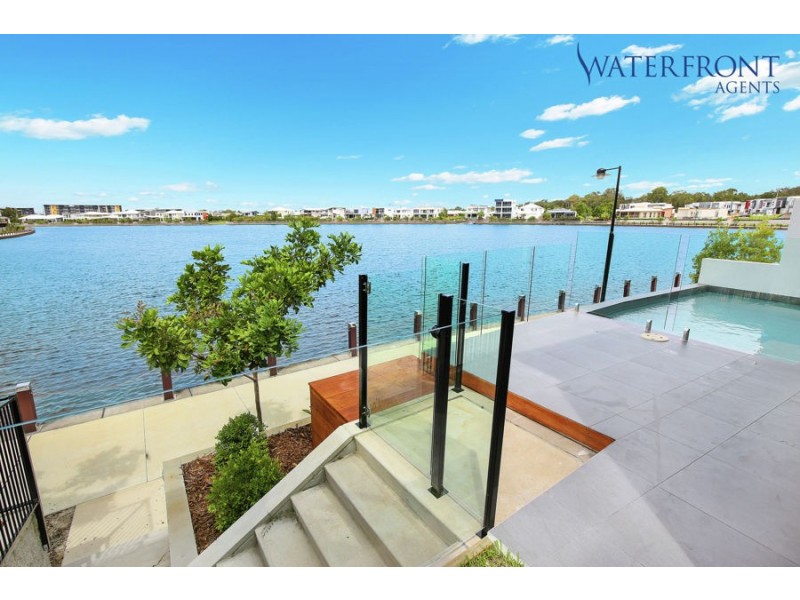 18 Reflection Crescent, Birtinya QLD 4575