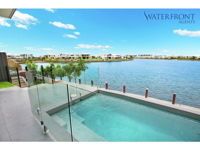 18 Reflection Crescent, Birtinya QLD 4575