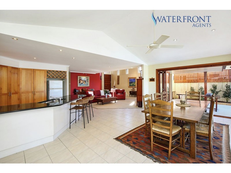 26 Aldinga Place, Mooloolaba QLD 4557