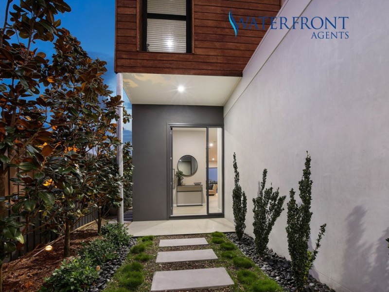 6 Reflection Crescent, Birtinya QLD 4575