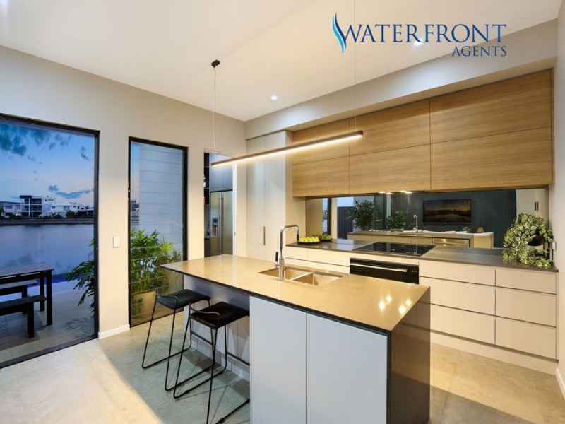 6 Reflection Crescent, Birtinya QLD 4575