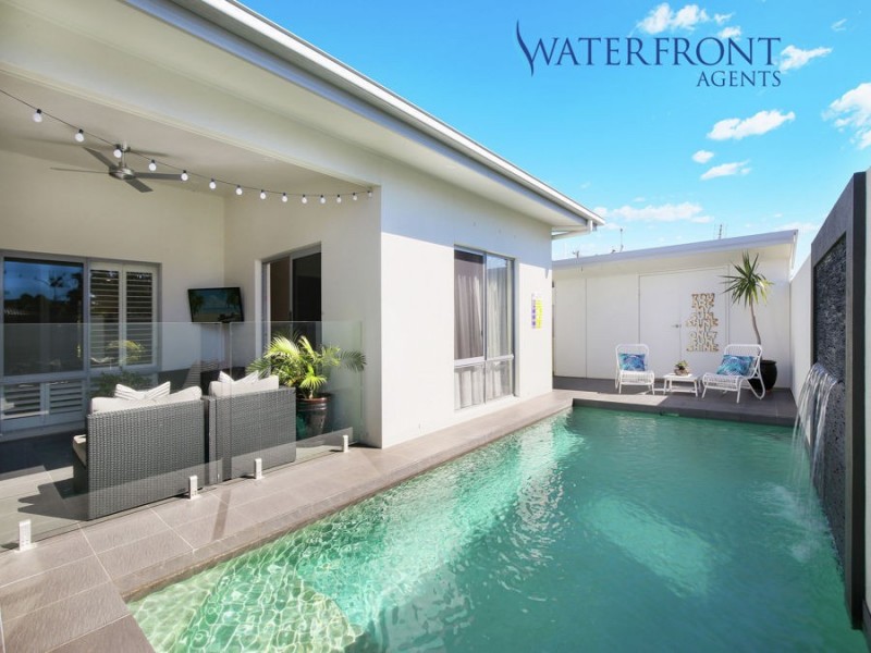 10 Dalpura Street, Buddina QLD 4575