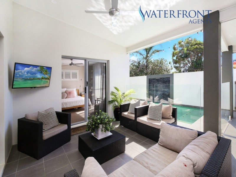 10 Dalpura Street, Buddina QLD 4575