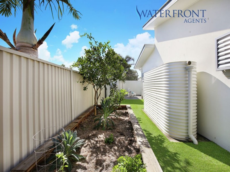 10 Dalpura Street, Buddina QLD 4575