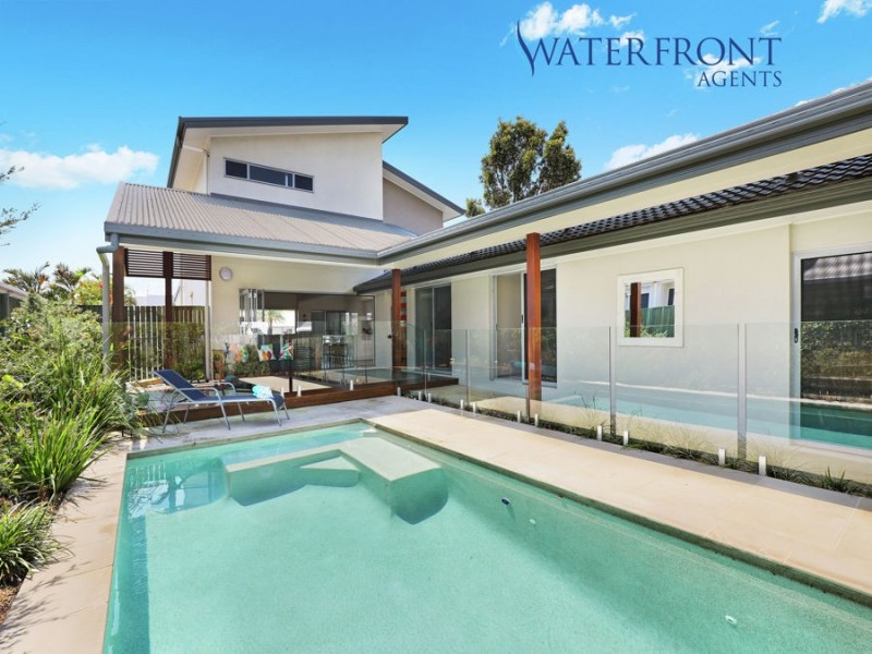 19 Bangalow Street, Minyama QLD 4575