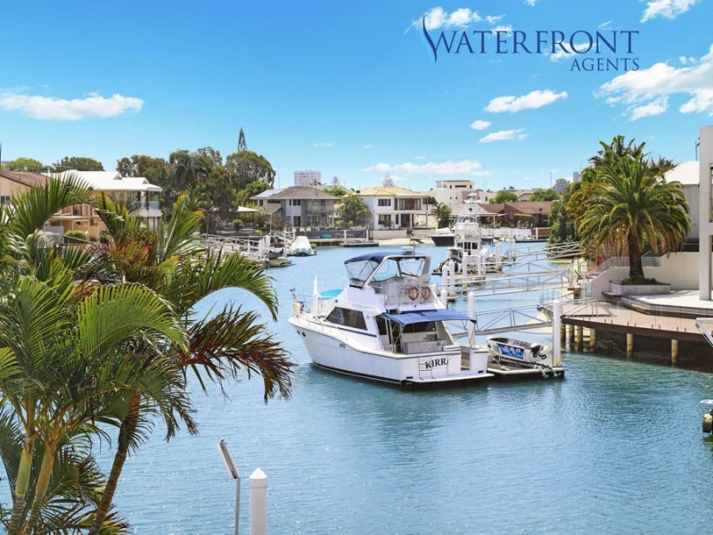 19 Bangalow Street, Minyama QLD 4575