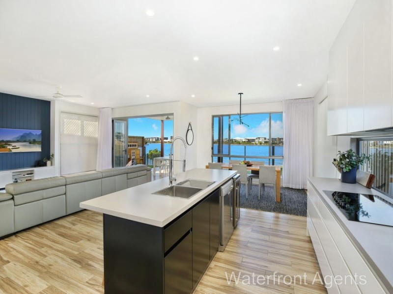 10 Reflection Crescent, Birtinya QLD 4575