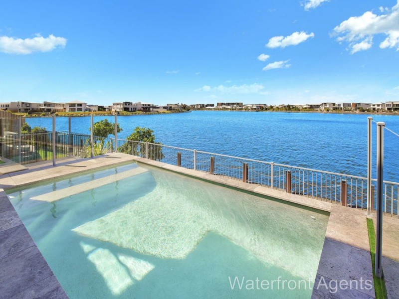 10 Reflection Crescent, Birtinya QLD 4575