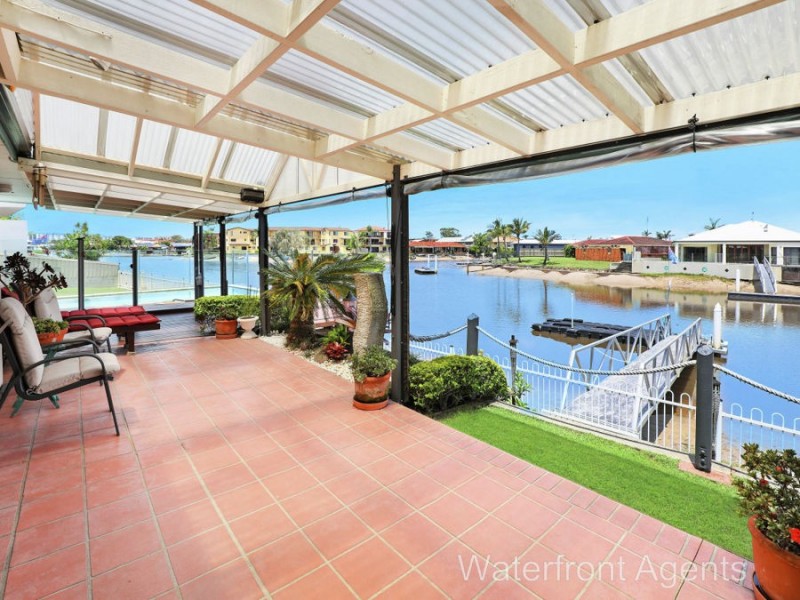 10 Coppabella Crescent, Mooloolaba QLD 4557