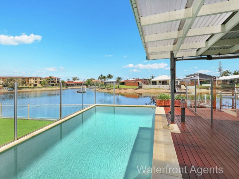10 Coppabella Crescent, Mooloolaba QLD 4557
