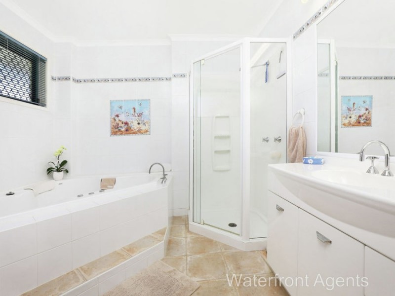 10 Coppabella Crescent, Mooloolaba QLD 4557