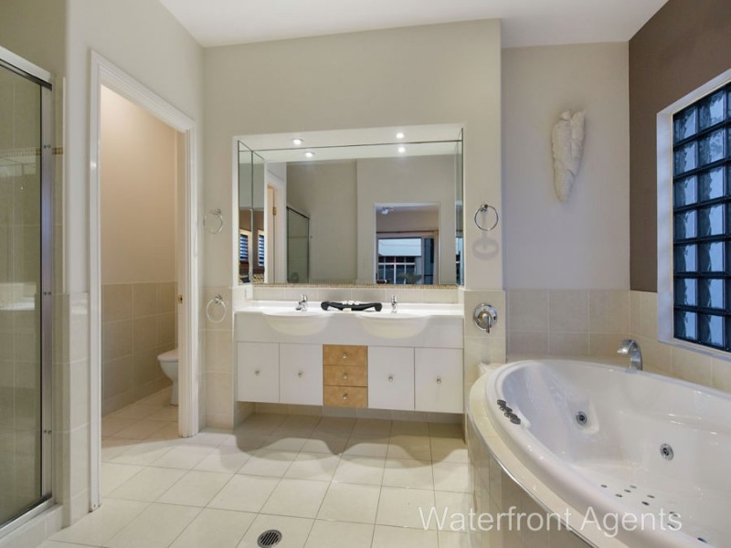 30 Chelsea Crescent, Minyama QLD 4575