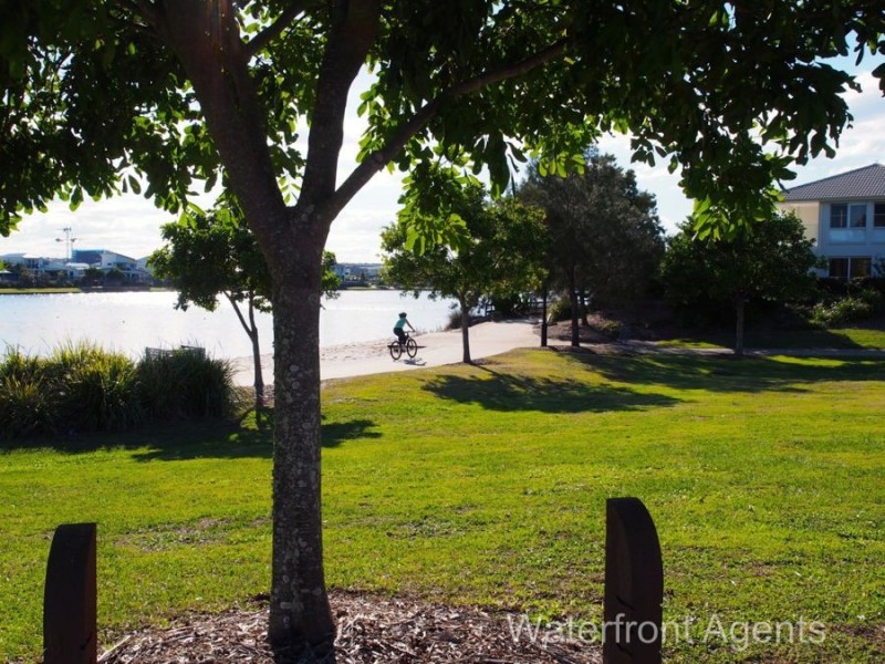 22 Pangali Circuit, Birtinya QLD 4575
