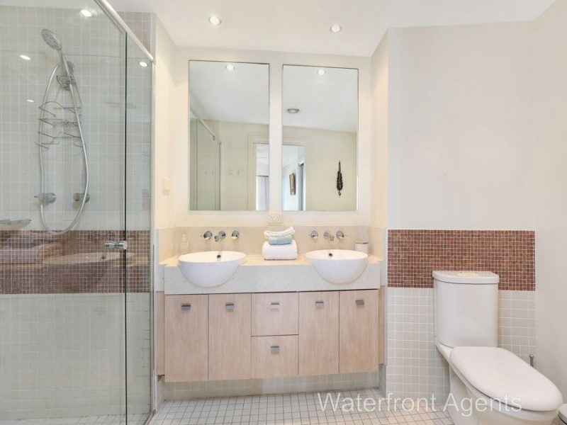 402/11 Nicklin Way, Minyama QLD 4575