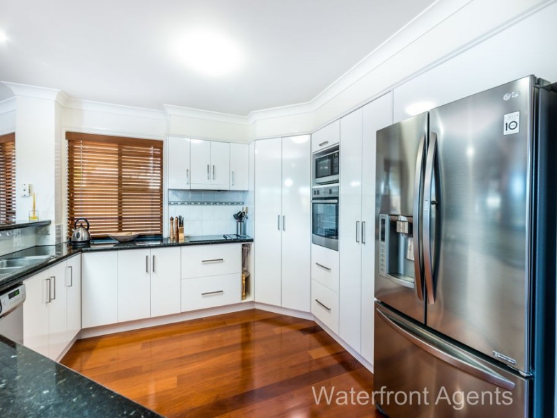 10 Balyarta Crescent, Mooloolaba QLD 4557