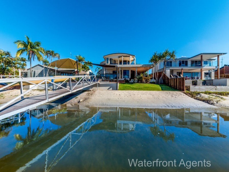 10 Balyarta Crescent, Mooloolaba QLD 4557