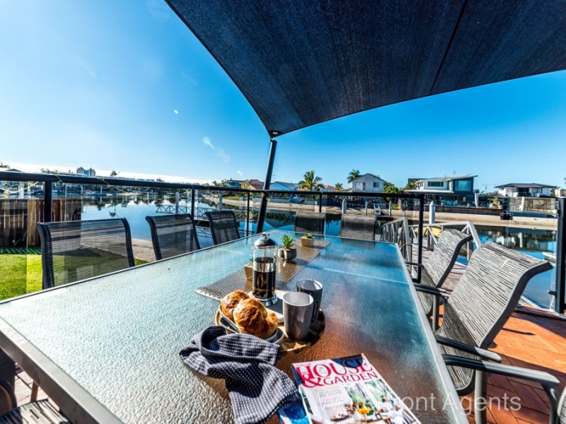 10 Balyarta Crescent, Mooloolaba QLD 4557