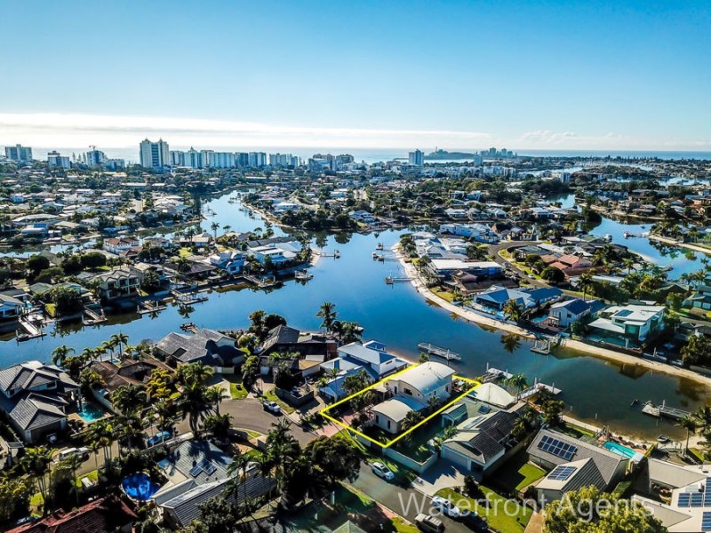 10 Balyarta Crescent, Mooloolaba QLD 4557