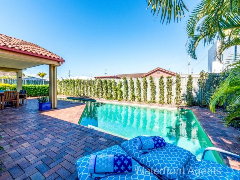 13 Tarwarri Crescent, Mooloolaba QLD 4557