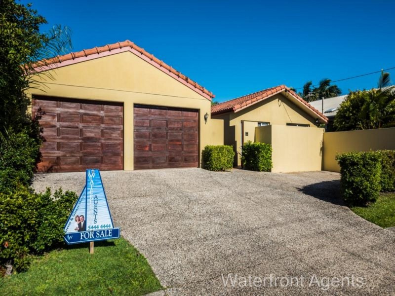 13 Tarwarri Crescent, Mooloolaba QLD 4557