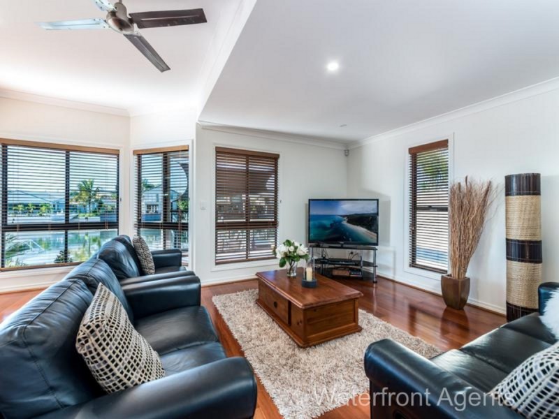 10 Balyarta Crescent, Mooloolaba QLD 4557