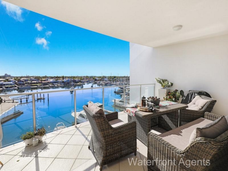 409/11 Nicklin Way, Minyama QLD 4575