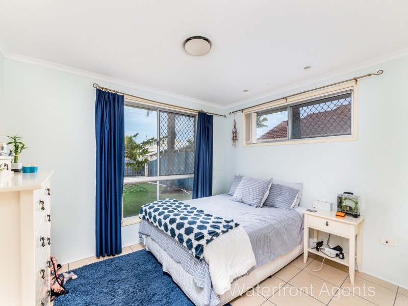 8 Coomaroo Crescent, Minyama QLD 4575