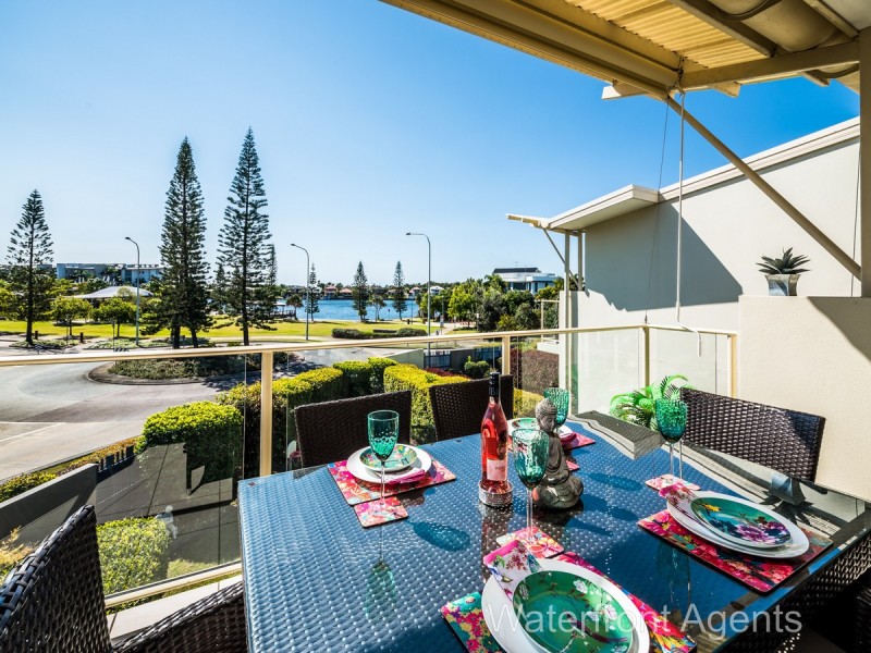 6/38 Bahamas Circuit, Kawana Island QLD 4575