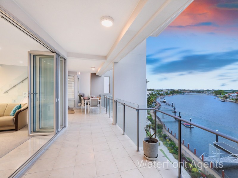 16/7 Grand Parade, Kawana Island QLD 4575