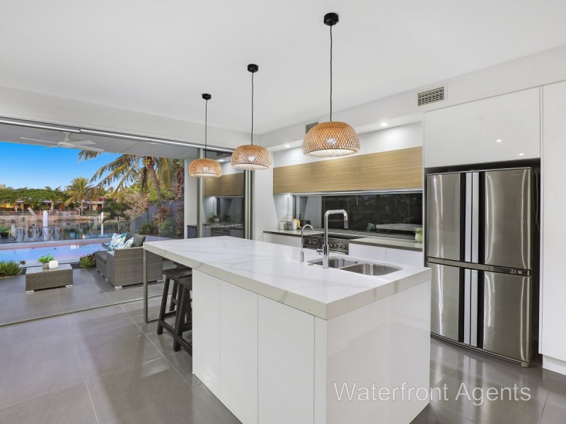 13 Adelong Crescent, Buddina QLD 4575