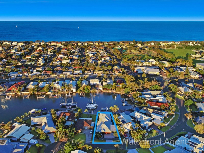 13 Adelong Crescent, Buddina QLD 4575