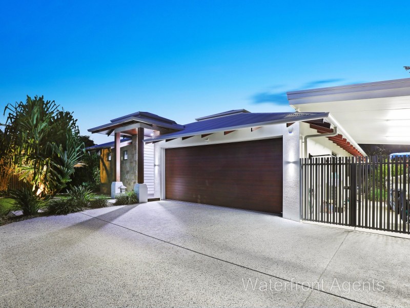 13 Adelong Crescent, Buddina QLD 4575