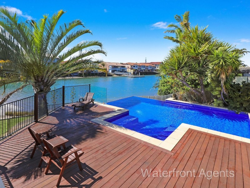 38 Balyarta Crescent, Mooloolaba QLD 4557