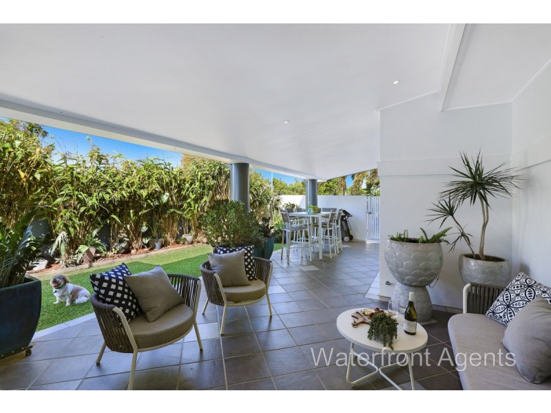 12 Grenada Way, Kawana Island QLD 4575