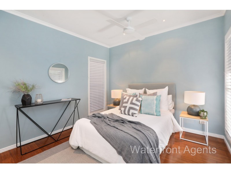 12 Grenada Way, Kawana Island QLD 4575