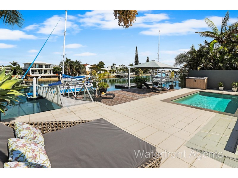 4 Coomaroo Crescent, Minyama QLD 4575