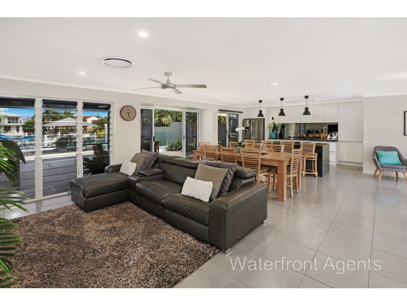 4 Coomaroo Crescent, Minyama QLD 4575