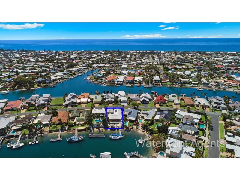 4 Coomaroo Crescent, Minyama QLD 4575