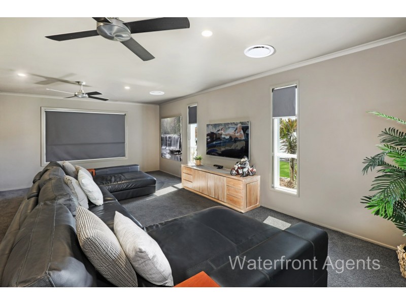 4 Coomaroo Crescent, Minyama QLD 4575