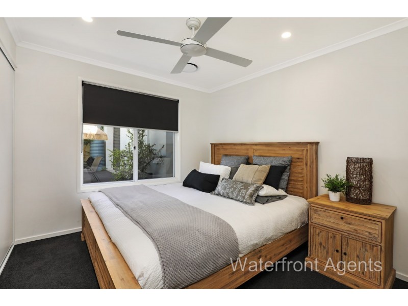 4 Coomaroo Crescent, Minyama QLD 4575