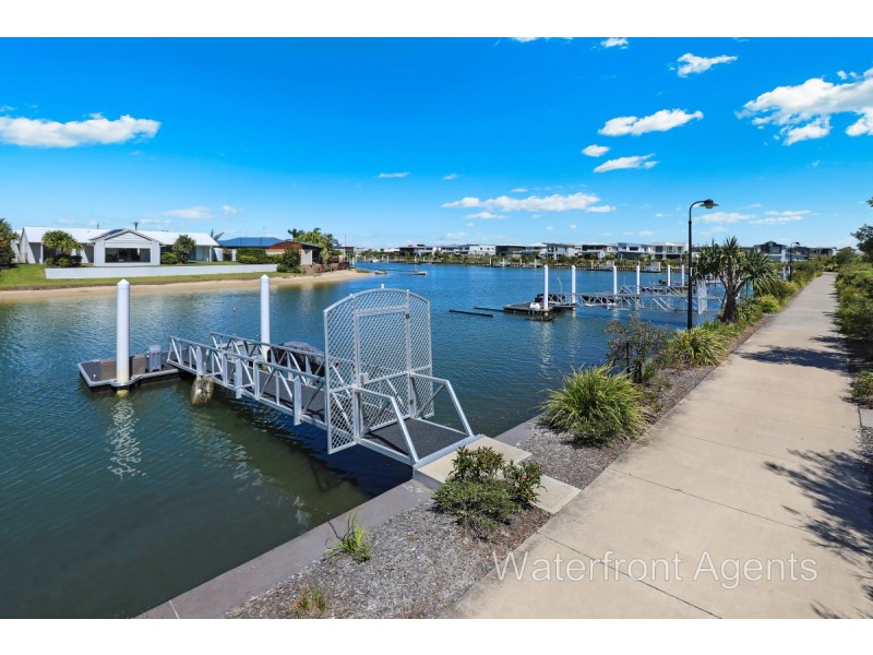 9 Great Keppel Crescent, Mountain Creek QLD 4557