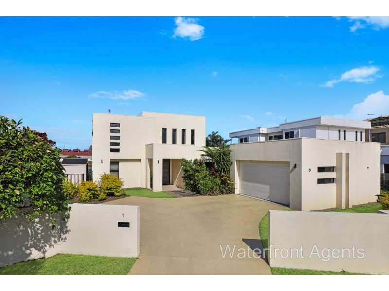 7 Antigua Court, Kawana Island QLD 4575