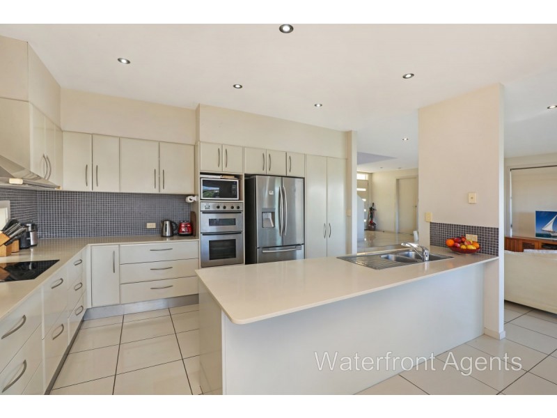 7 Antigua Court, Kawana Island QLD 4575